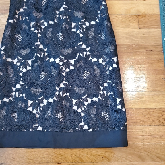 White House Black Market Lace Dress - Picture 6 of 8